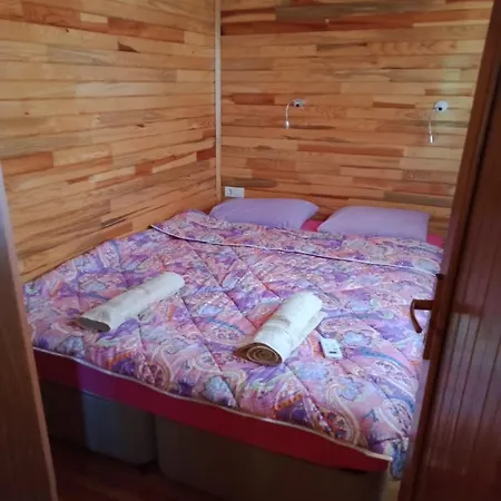 Camping Mustafa Nacakci Kır Evi *